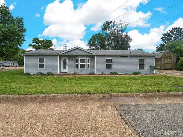 4644 White Ash Drive, High Ridge, MO 63049