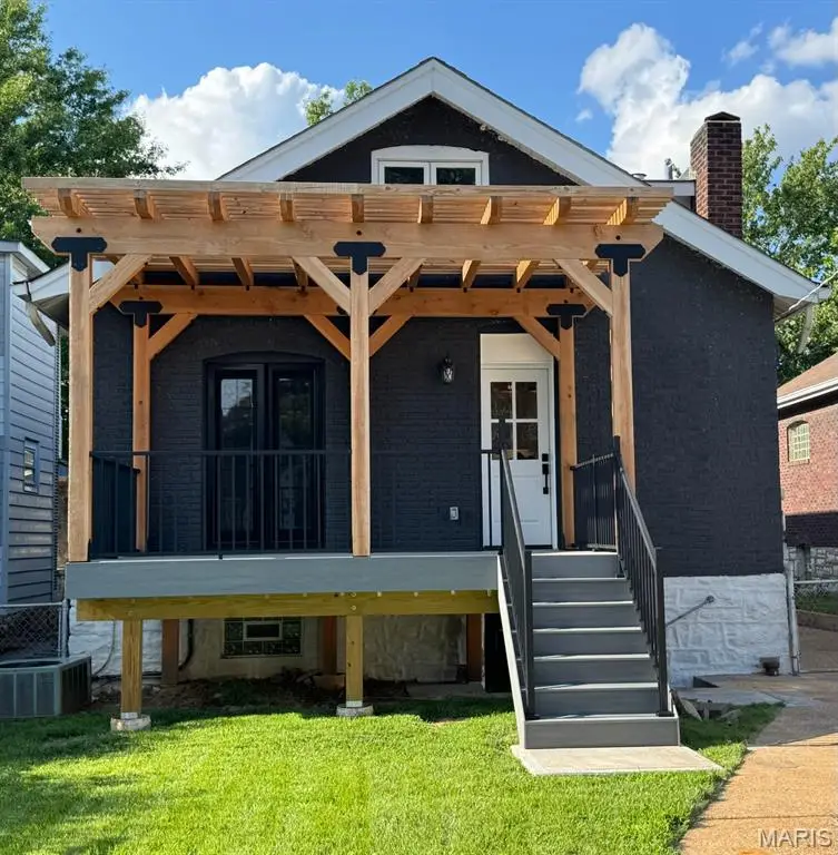 5230 Bancroft Avenue, Saint Louis, MO 63109 - #2