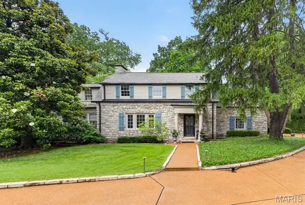 1 Lorenzo Lane, Ladue, MO 63124