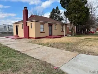 6203 Tyndall Drive, Saint Louis, MO 63134 - #2