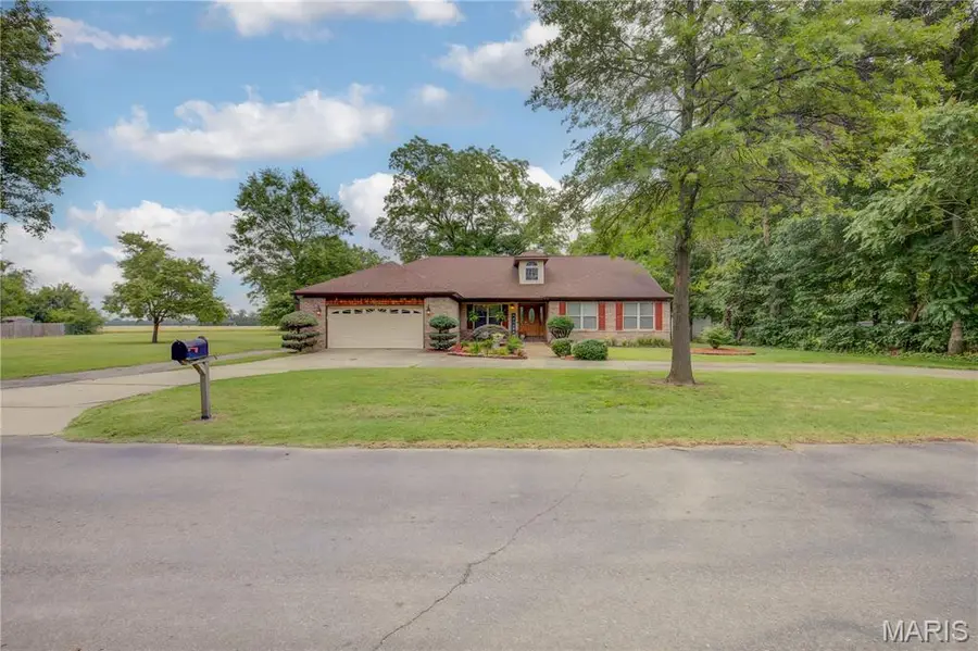 300 N Poplar, Bertrand, MO 63823 - #2