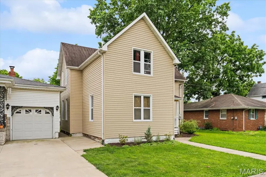 746 Maple Street, Collinsville, IL 62234 - #2