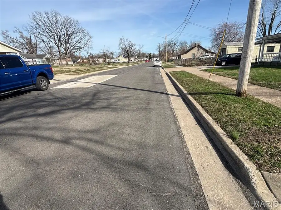 2815 Harding Avenue, Granite City, IL 62040 - #3