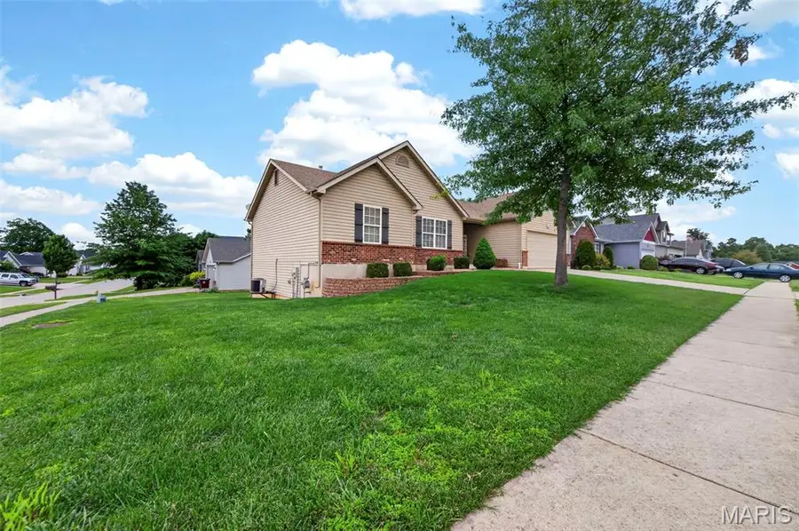 127 Liberty Grove Drive, Wentzville, MO 63385 - #2