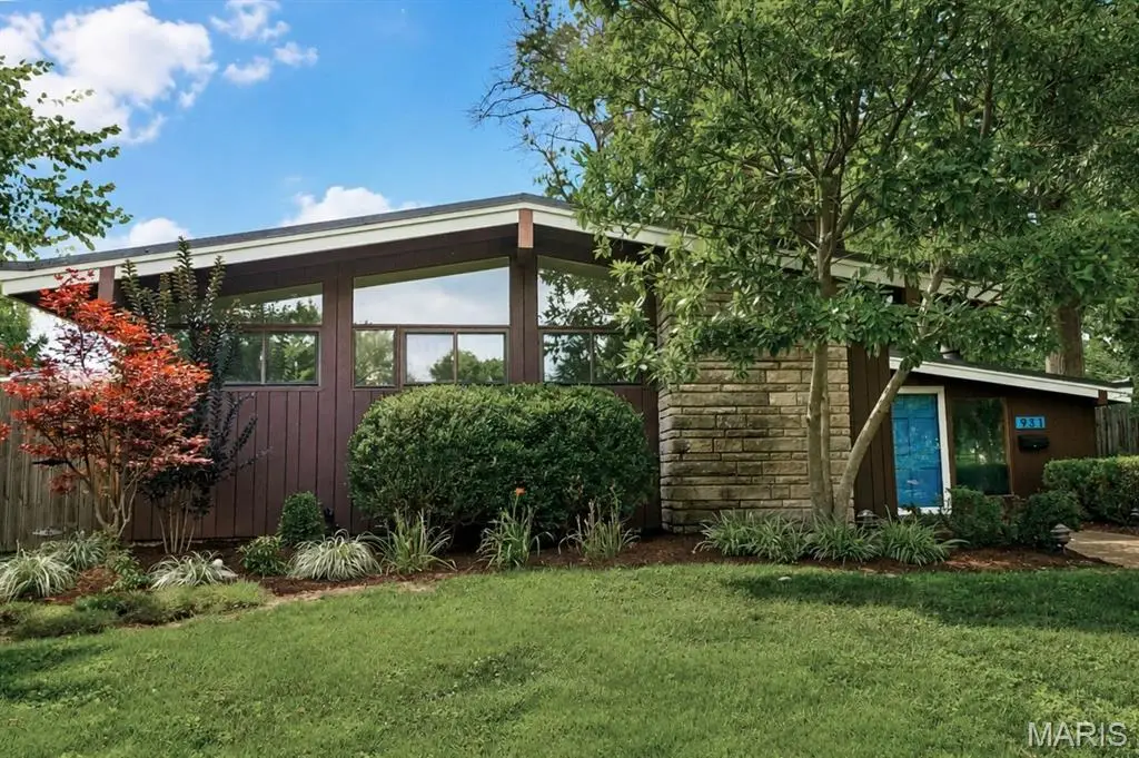 931 Coffey Drive, Saint Louis, MO 63126 - #1