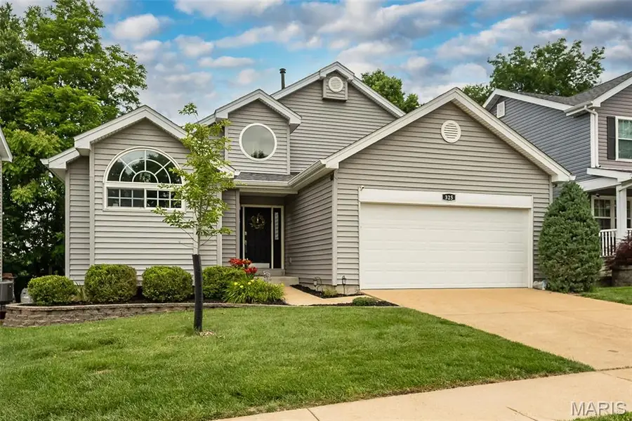 325 Valparaiso Court, Valley Park, MO 63088 - #2