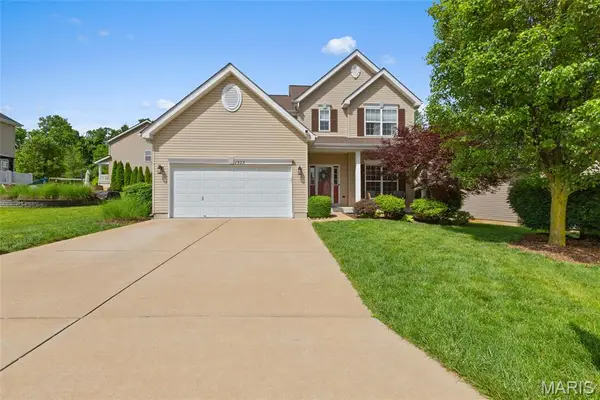 1323 Woodside Drive, Arnold, MO 63010