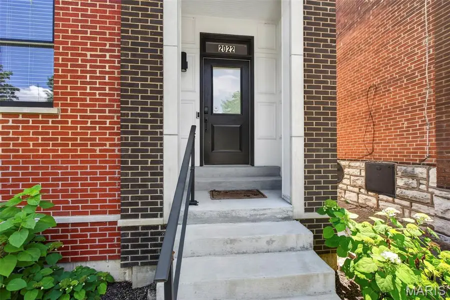 2022 Geyer Avenue, Saint Louis, MO 63104 - #3