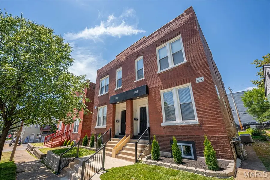2219 Benton Terrace, Saint Louis, MO 63139 - #3