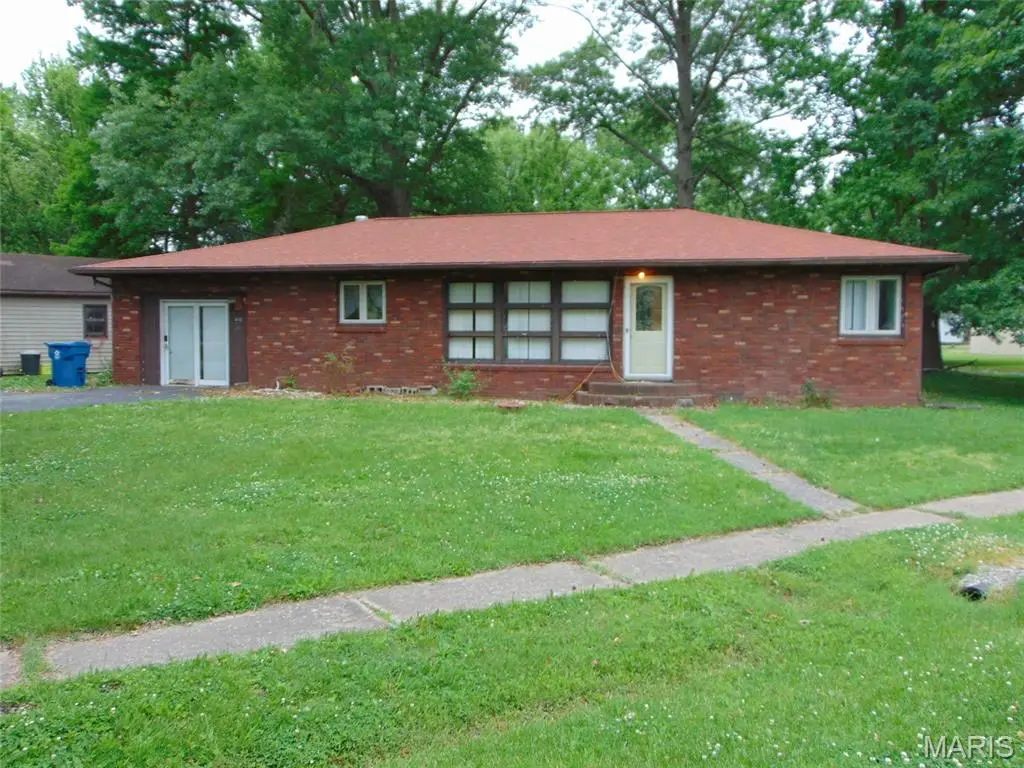 410 East Street, Vergennes, IL 62994 - #1