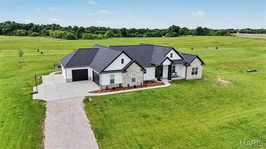 114 Gladshire Lane, Warrenton, MO 63383 - #2