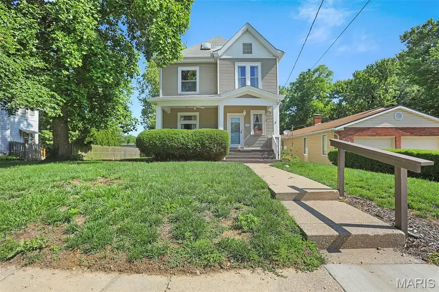2408 Edwards Street, Alton, IL 62002 - #2
