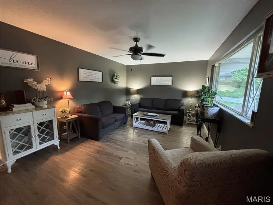 2211 Rosegarden Drive, Lemay, MO 63125 - #3
