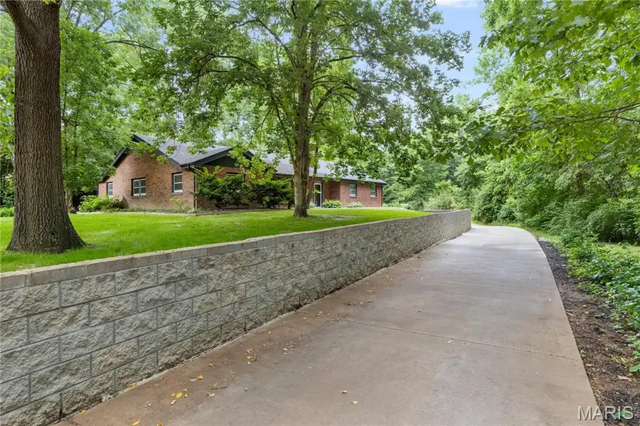 4115 Charbonier Road, Florissant, MO 63031 - #2