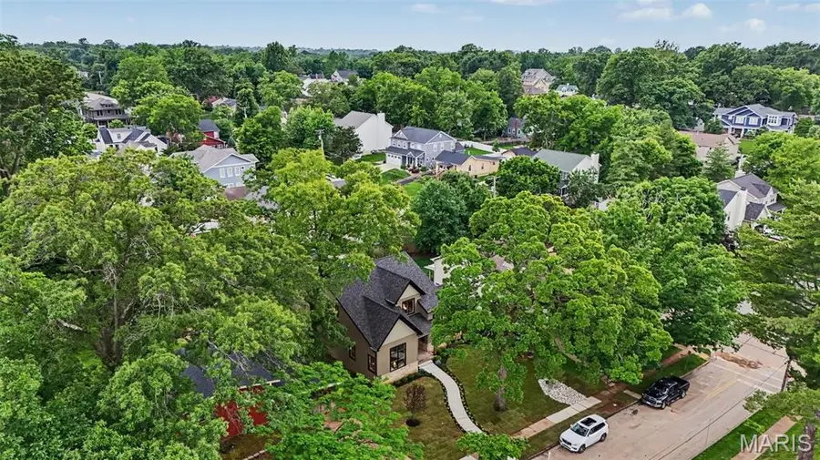 246 Barter Avenue, Kirkwood, MO 63122 - #3