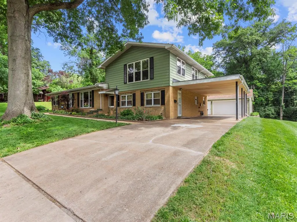 19 Kingsbury Drive, Swansea, IL 62226 - #1