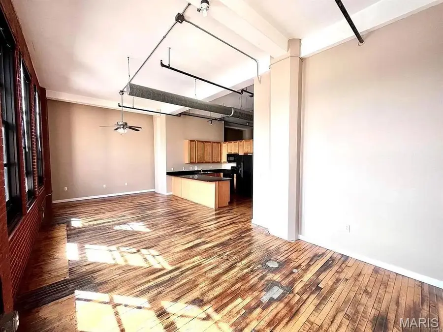 1520 Washington Avenue #R616, Saint Louis, MO 63103 - #3