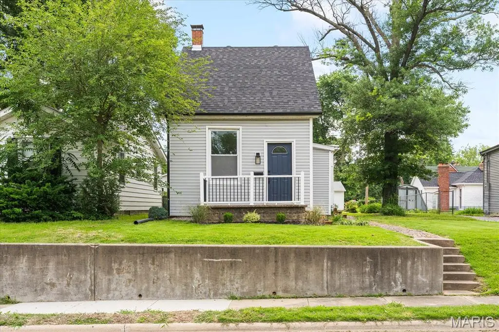608 N 17th Street, Belleville, IL 62226 - #1