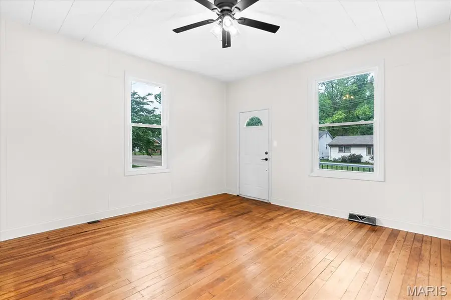 608 N 17th Street, Belleville, IL 62226 - #2