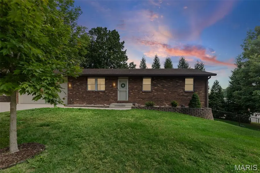3624 Bloomer Drive, Alton, IL 62002 - #2