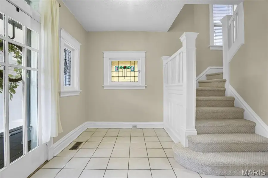 7005 Pershing Avenue, University City, MO 63130 - #2