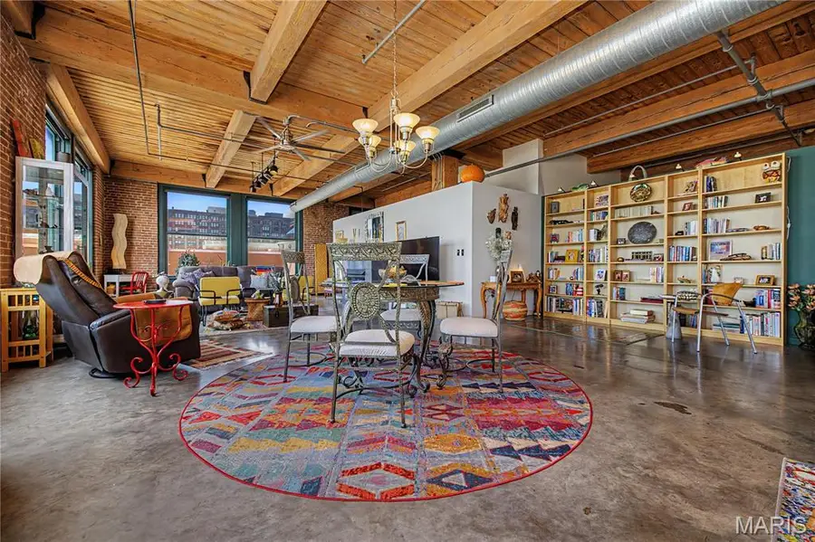 901 Washington Avenue #409, Saint Louis, MO 63101 - #3