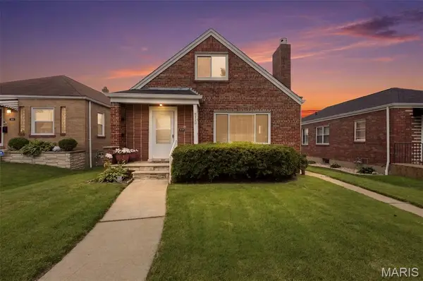 5426 Mardel Avenue, St Louis, MO 63109