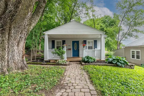 534 Tecumseh Street, St Charles, MO 63301