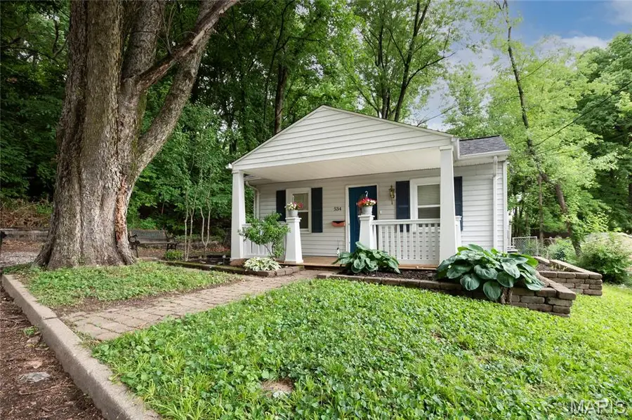 534 Tecumseh Street, Saint Charles, MO 63301 - #3