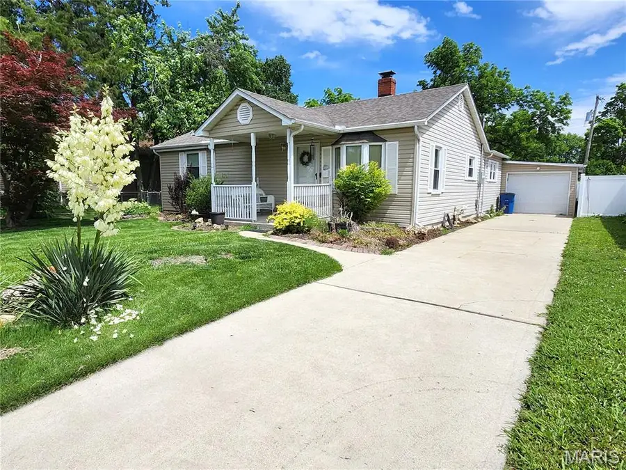 2916 Harding Avenue, Granite City, IL 62040 - #2