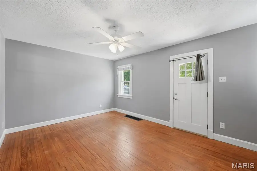 10411 Maddox Place, Overland, MO 63114 - #3