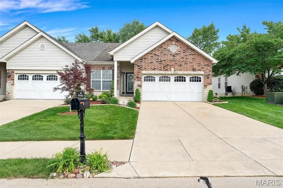 1708 Moss Rock Drive, Saint Charles, MO 63303 - #2