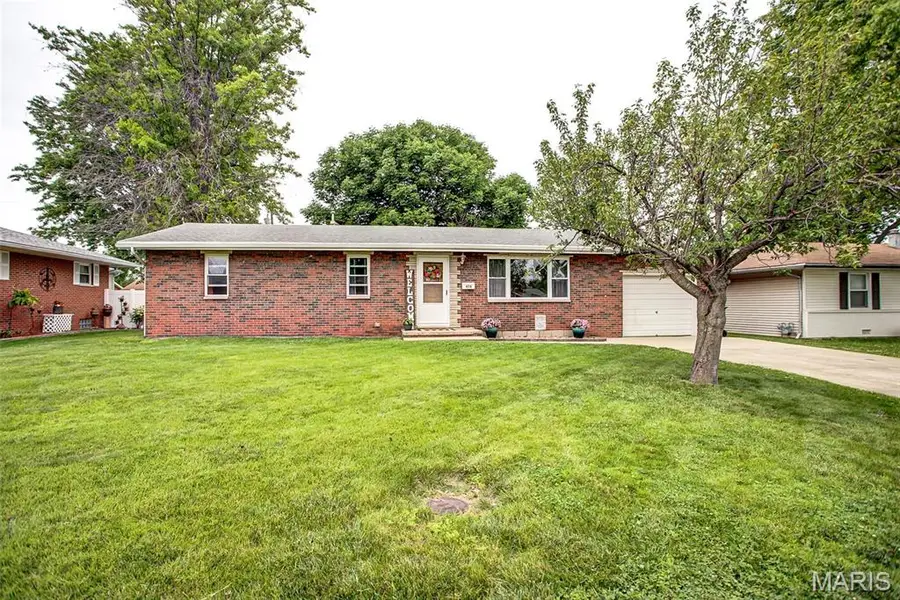 416 Sanders Street, Bethalto, IL 62010 - #2