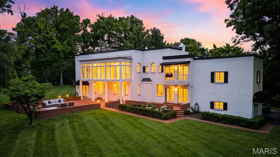 4 Litzsinger Lane, Ladue, MO 63124 - #2