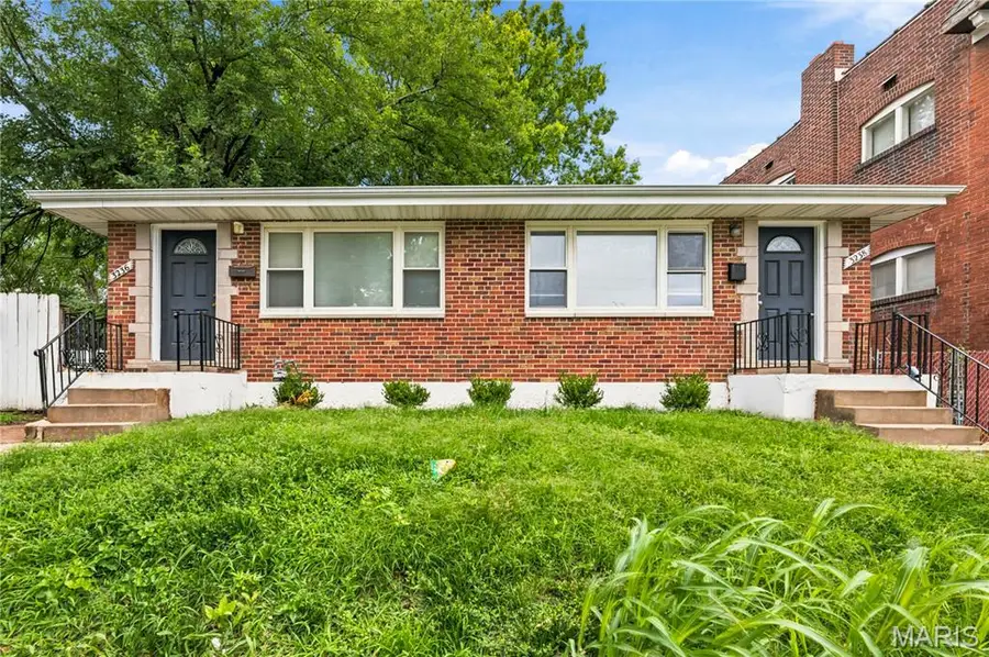 3236 S Compton Avenue, Saint Louis, MO 63118 - #2