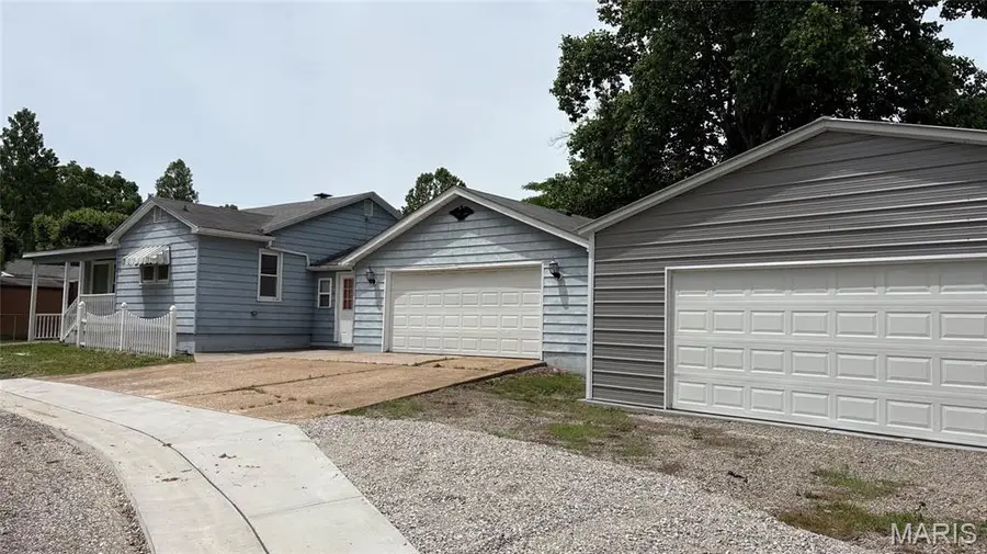 105 Debra Lane, Sparta, IL 62286 - #2
