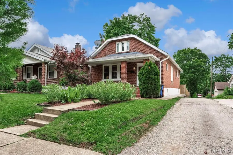 6932 Garner Avenue, Saint Louis, MO 63139 - #3