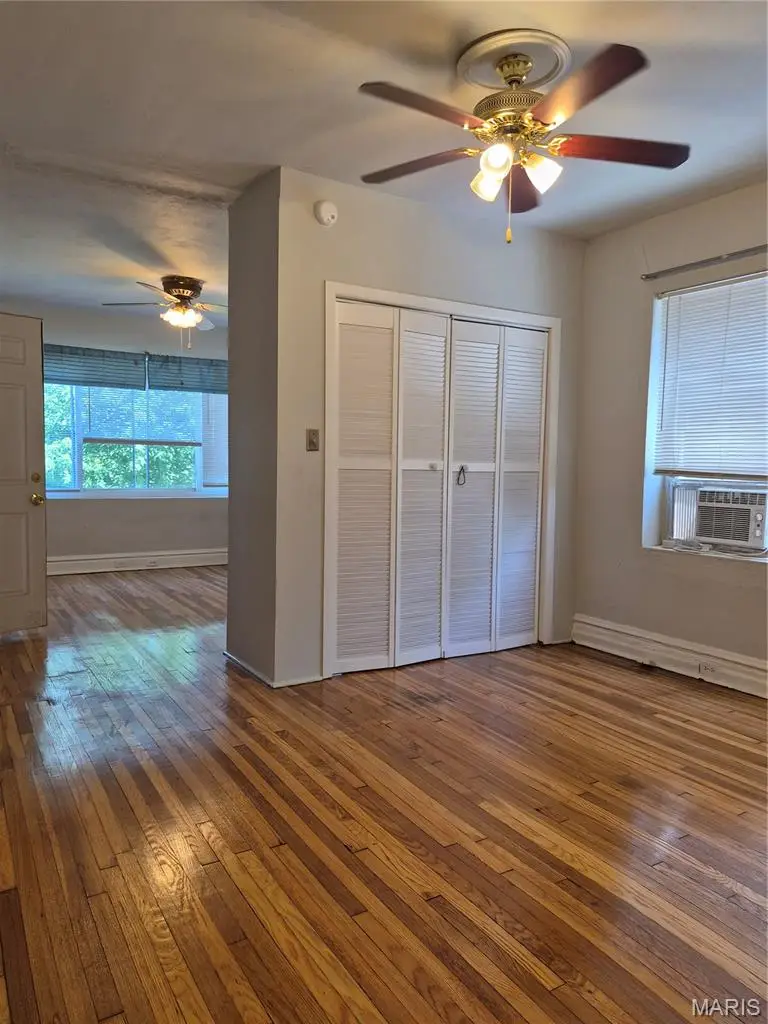 5226 Loughborough Avenue, Saint Louis, MO 63109 - #3