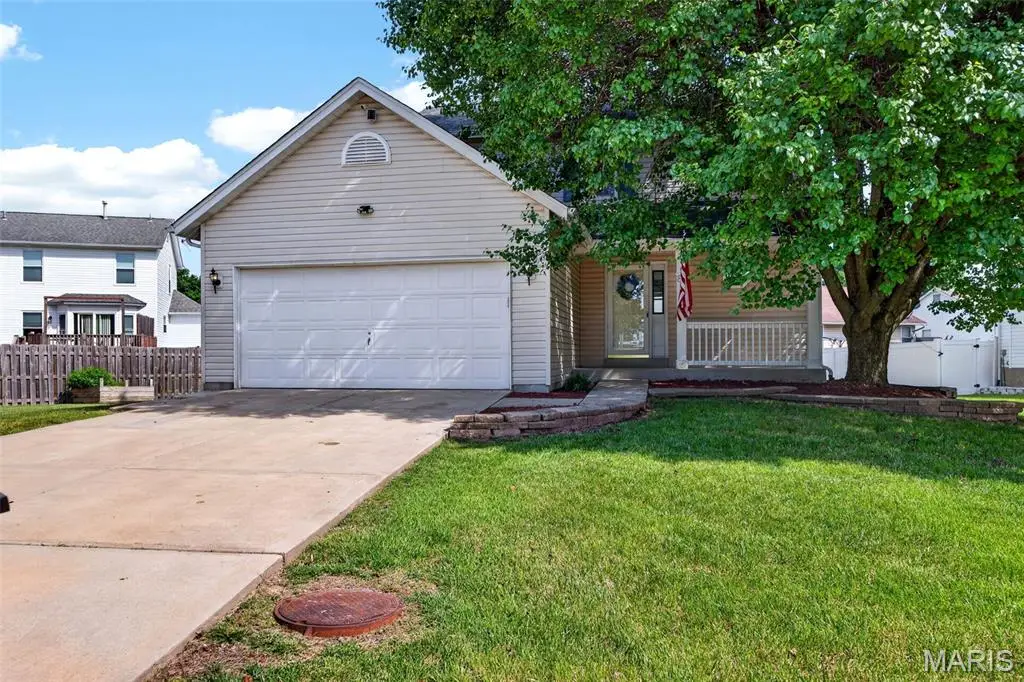 819 Estes Park Drive, Saint Peters, MO 63376 - #1