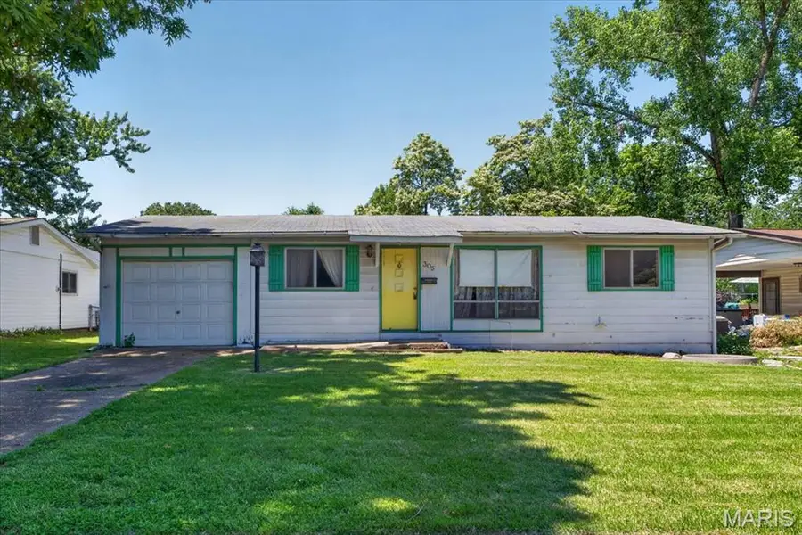 305 Imperial Drive, Hazelwood, MO 63042 - #2