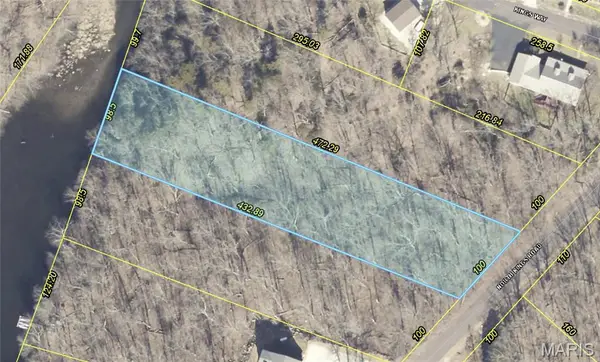101 N Kings Road, Lake Sherwood, MO 63357