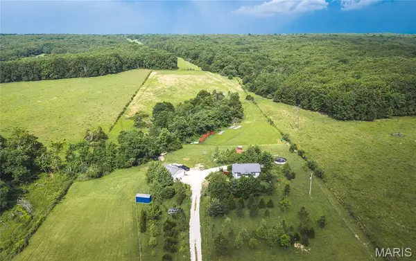 13469 County Road 2170, St James, MO 65559