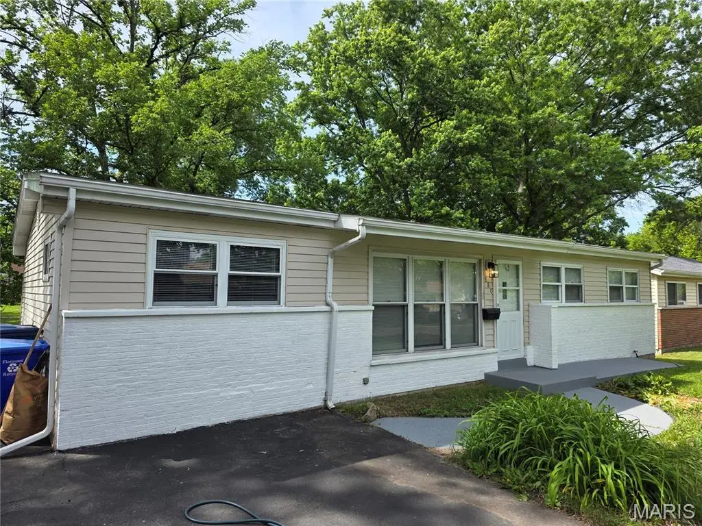880 Babler Drive, Florissant, MO 63031 - #1