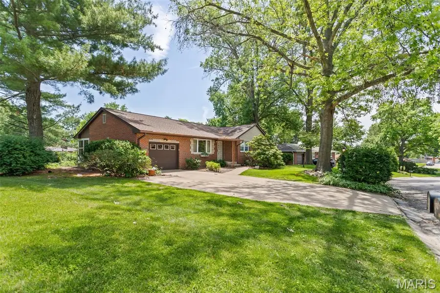 4809 Dadrian Drive, Godfrey, IL 62035 - #2
