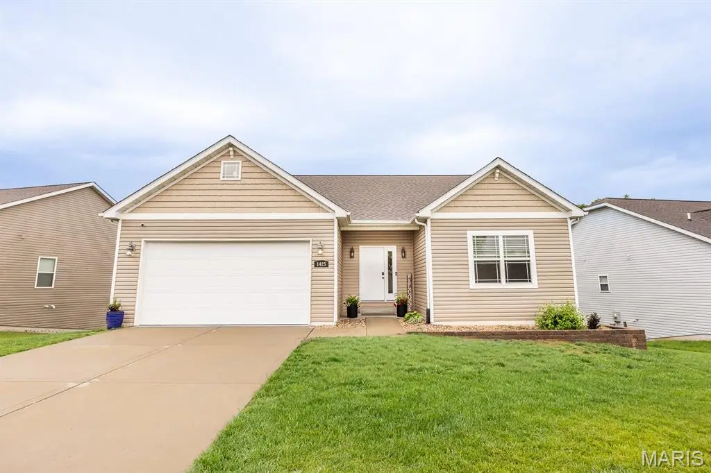 1425 Fairwood Drive, Belleville, IL 62220 - #1