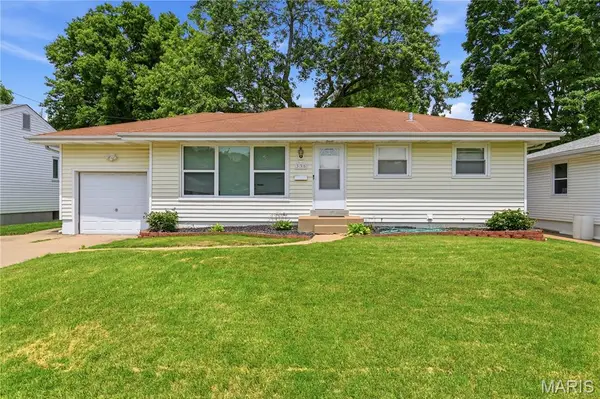 335 Monterey Drive, Florissant, MO 63031