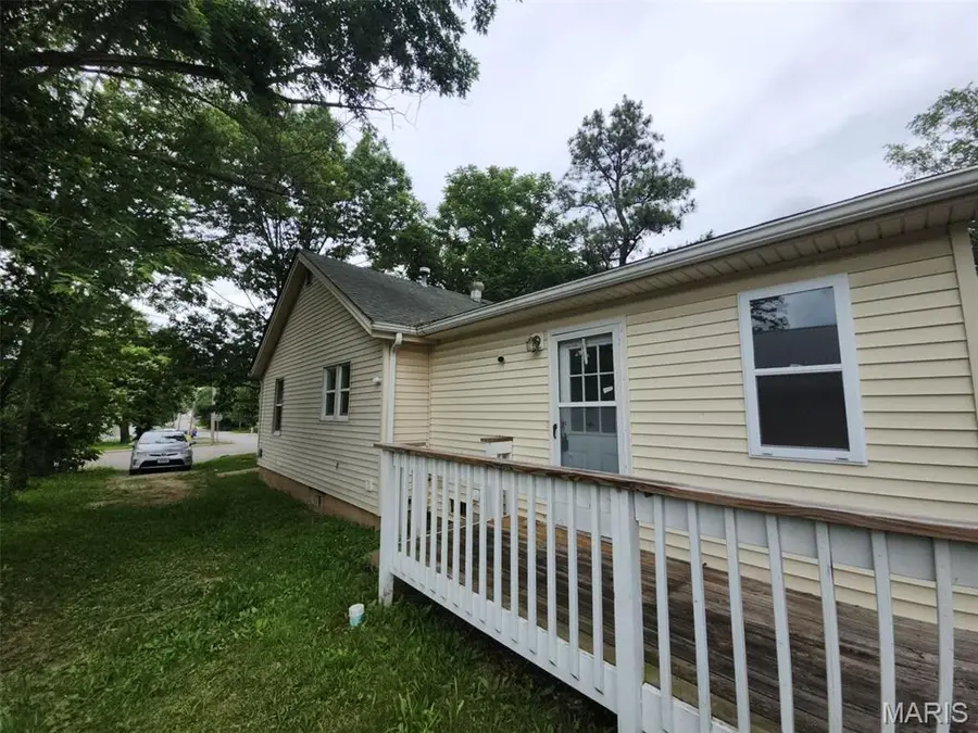 600 S Pershing Avenue, Salem, MO 65560 - #3