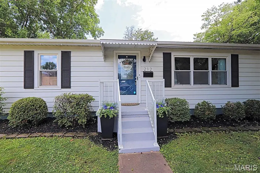 212 Morgan Street, Jackson, MO 63755 - #1