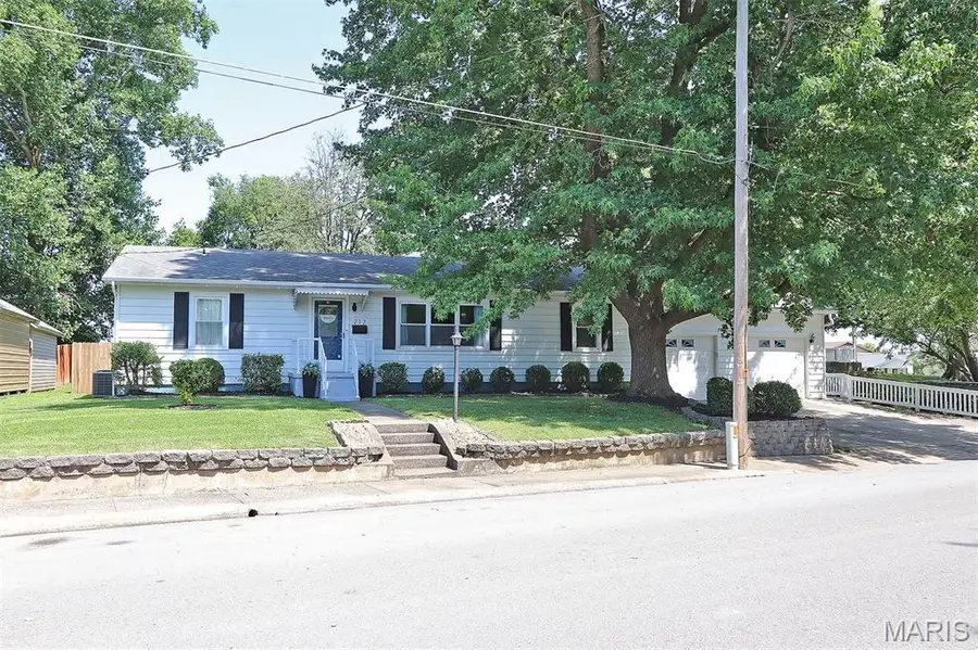 212 Morgan Street, Jackson, MO 63755 - #3