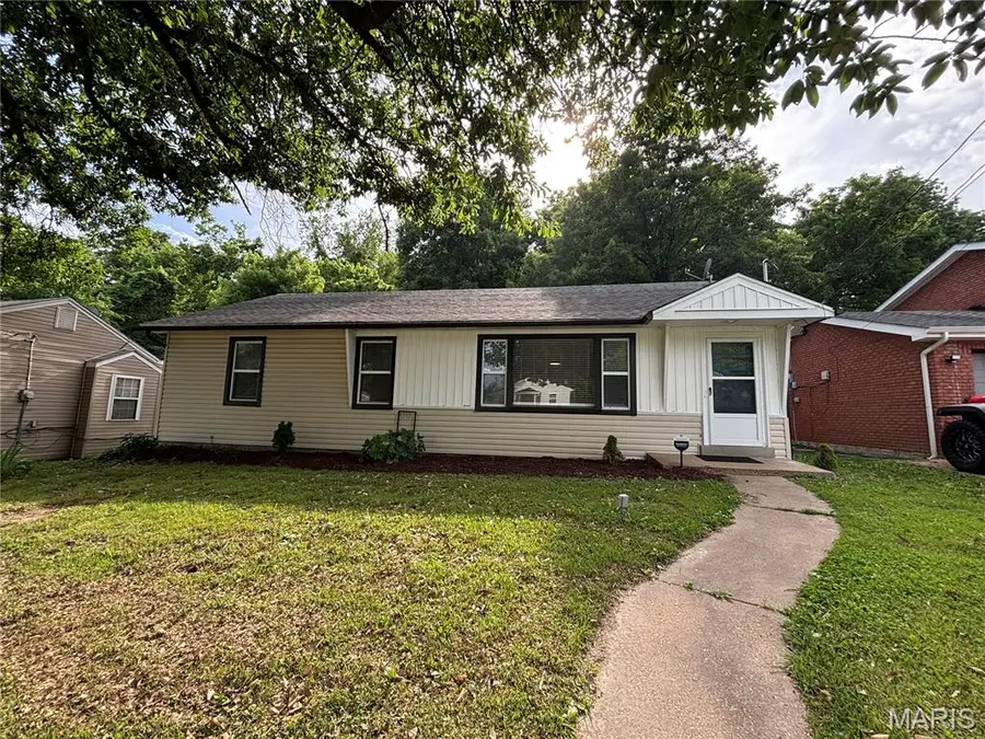 3649 E Edgar Avenue, Bel Ridge, MO 63121 - #2